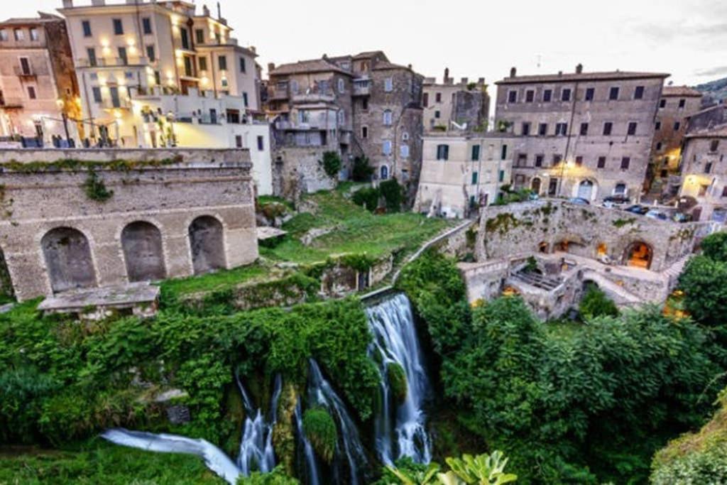 Апартаменты Alla Fontana Di Gemma Via Dei Sosii 69 Тиволи Экстерьер фото