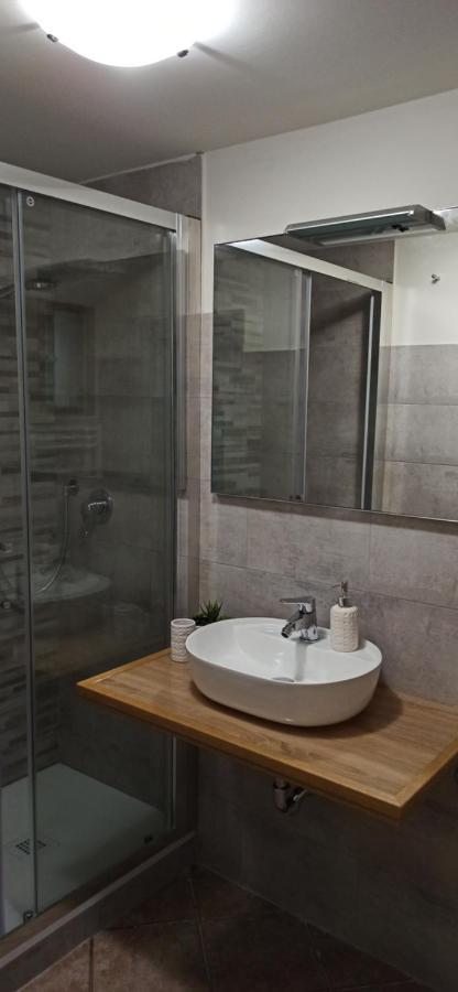 Апартаменты Alla Fontana Di Gemma Via Dei Sosii 69 Тиволи Экстерьер фото